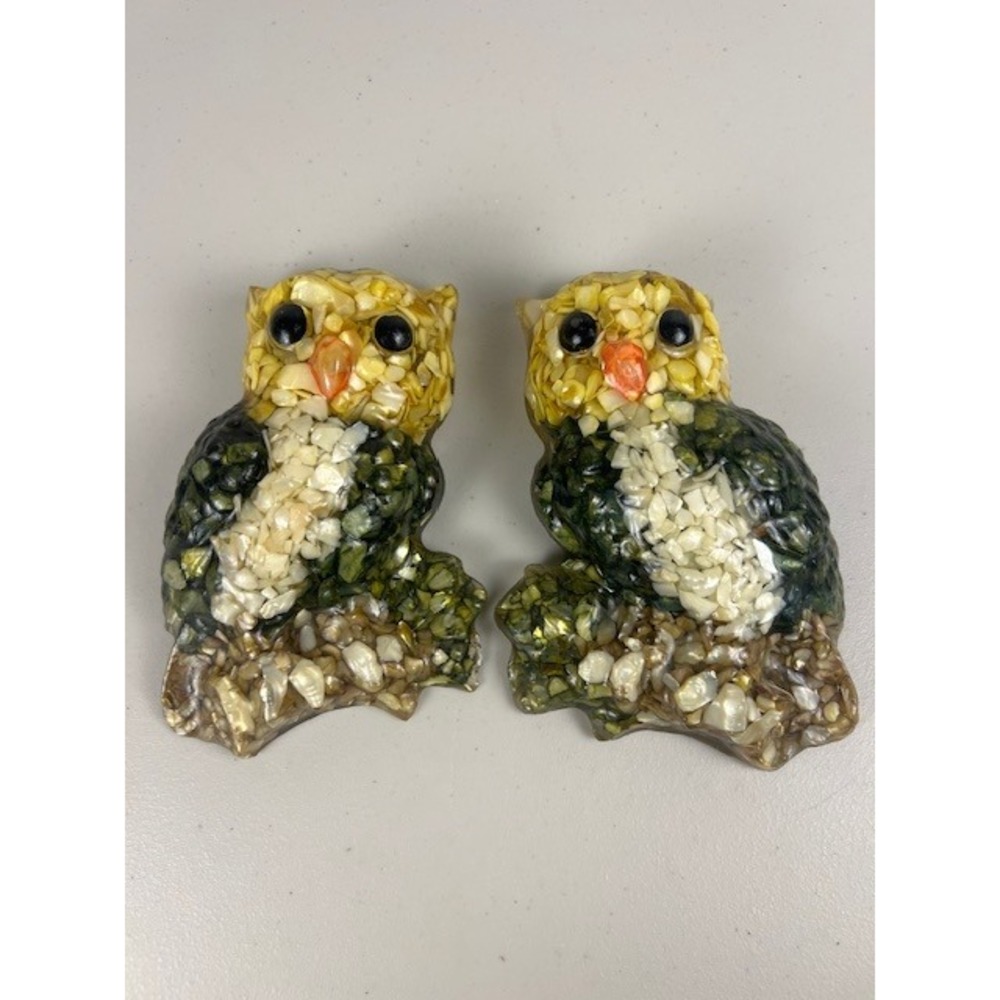 Vintage Lucite Vomit Art Owl 70s Kitsch Mother of Pearl Tennessee Shell Set of 2